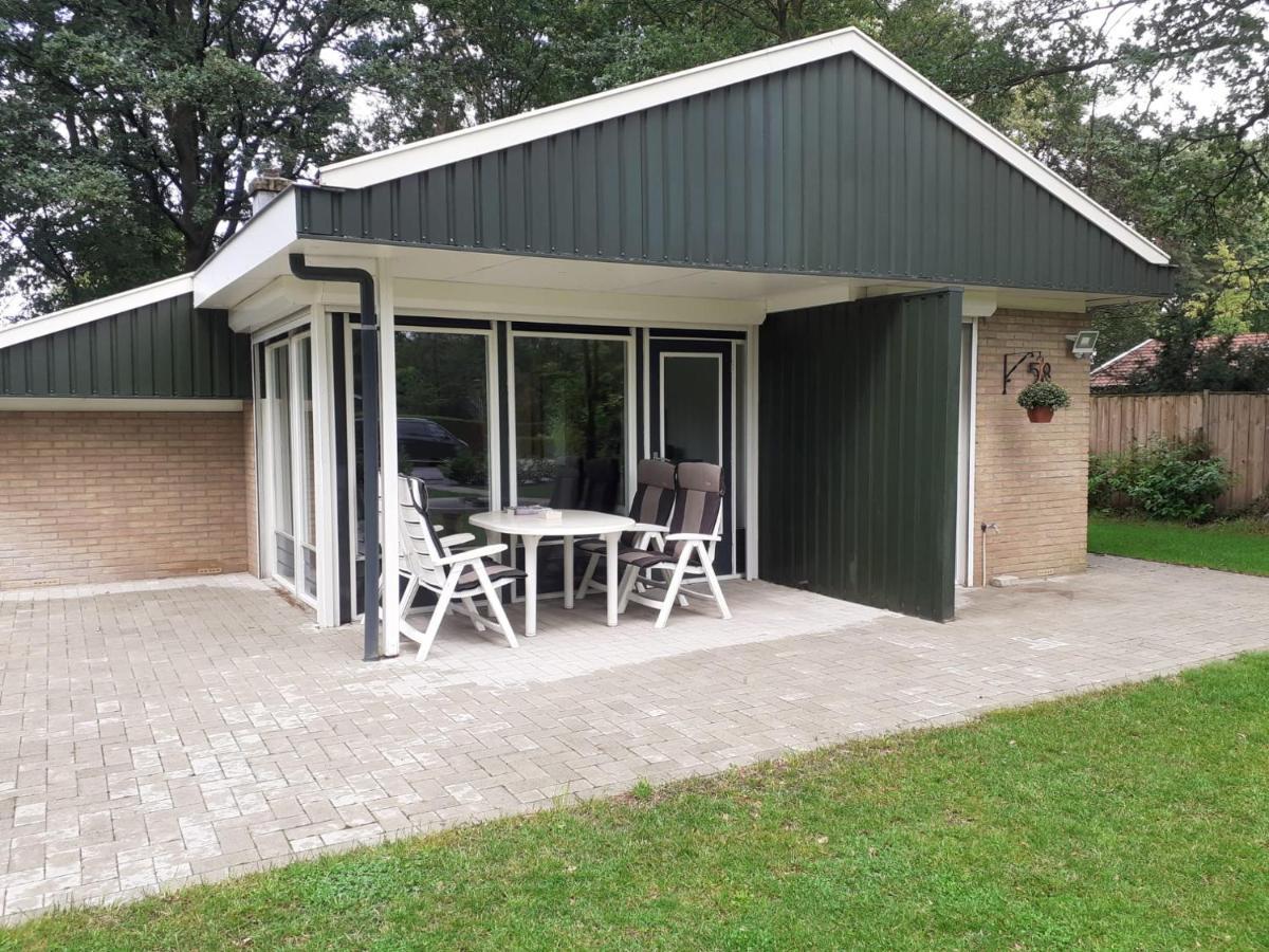 Bungalow/Vakantiehuis Op Park Bavelds Dennen เดเนกัมป์ ภายนอก รูปภาพ